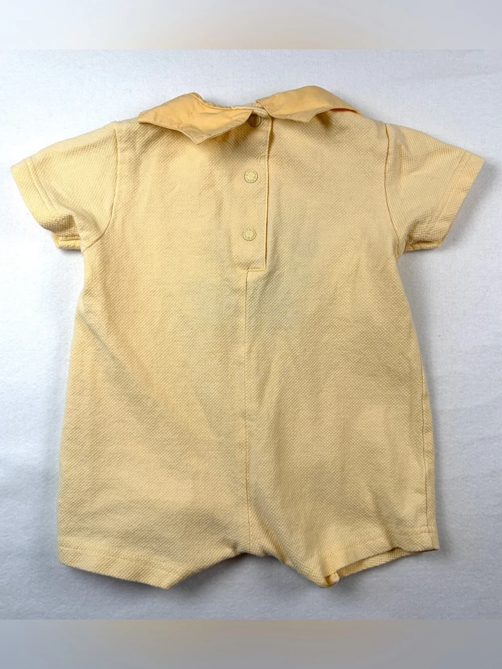 VTG The Disney Store Romper Minnie Mouse Embroidered Yellow Flower‎ 6 months